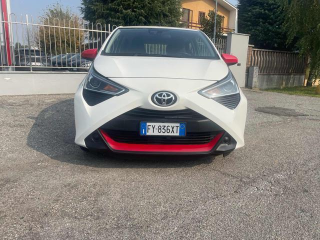 TOYOTA Aygo Connect 1.0