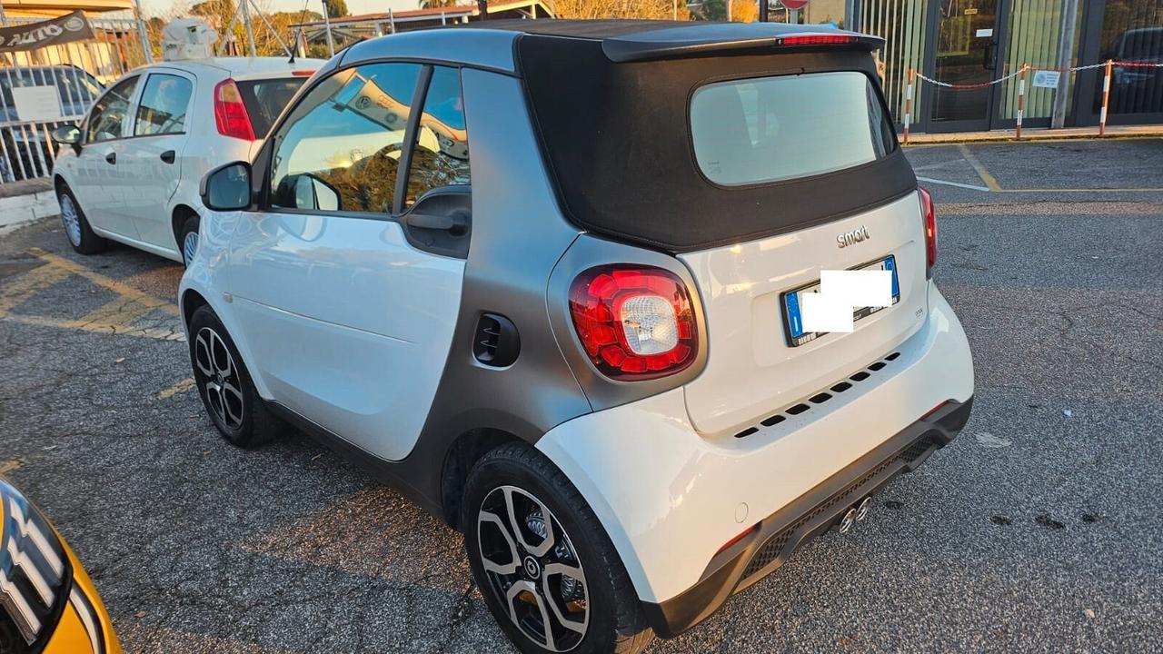 Smart ForTwo 90 0.9 T twinamic cabrio Passion STUPENDA, NAVI, VOLANTE MULTIFUNZIONE, FARI LED, BRACCIOLO, BELLISSIMA!!!!!