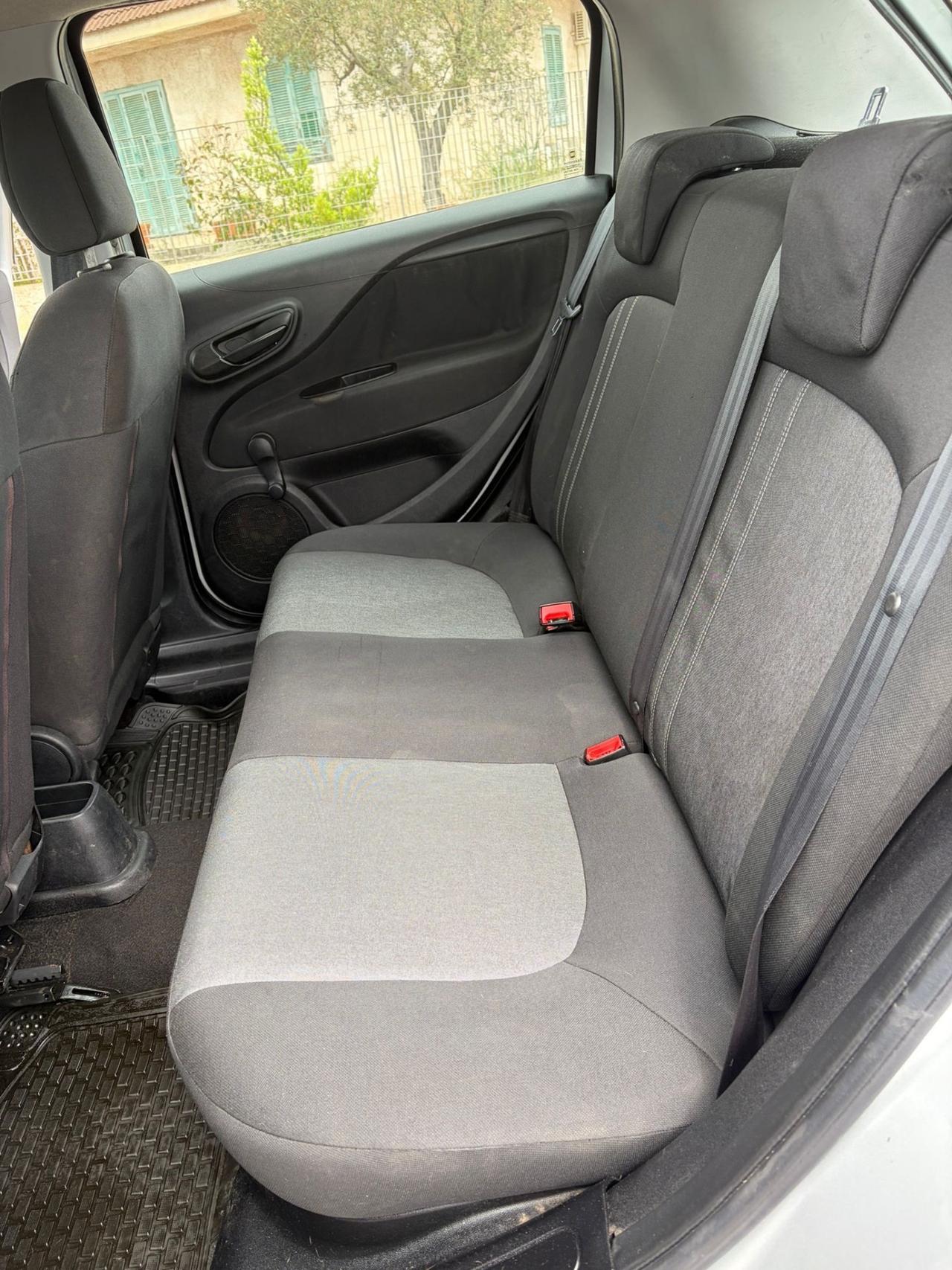 Fiat Punto 1.4 8V 5 porte Natural Power Street