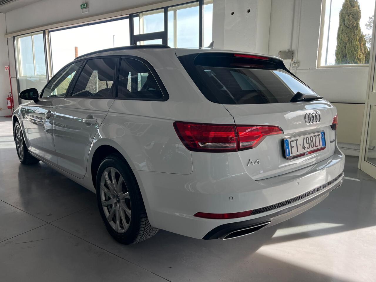 Audi A4 Avant 40 TDI S tronic S line edition- PERFETTA !!!