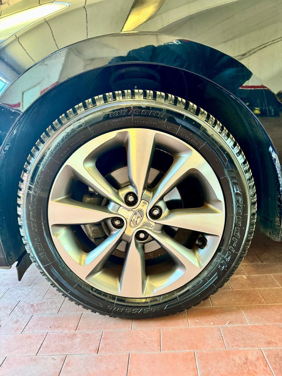 Hyundai i20 1.2 MPI MT GPL Connectline