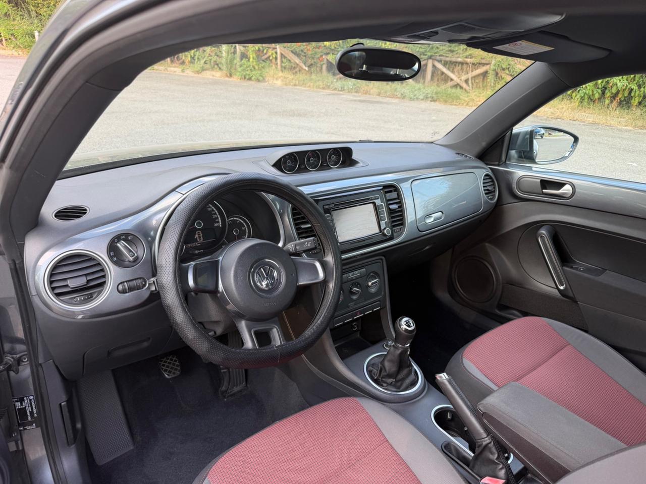 Volkswagen Maggiolino 1.6 TDI Design
