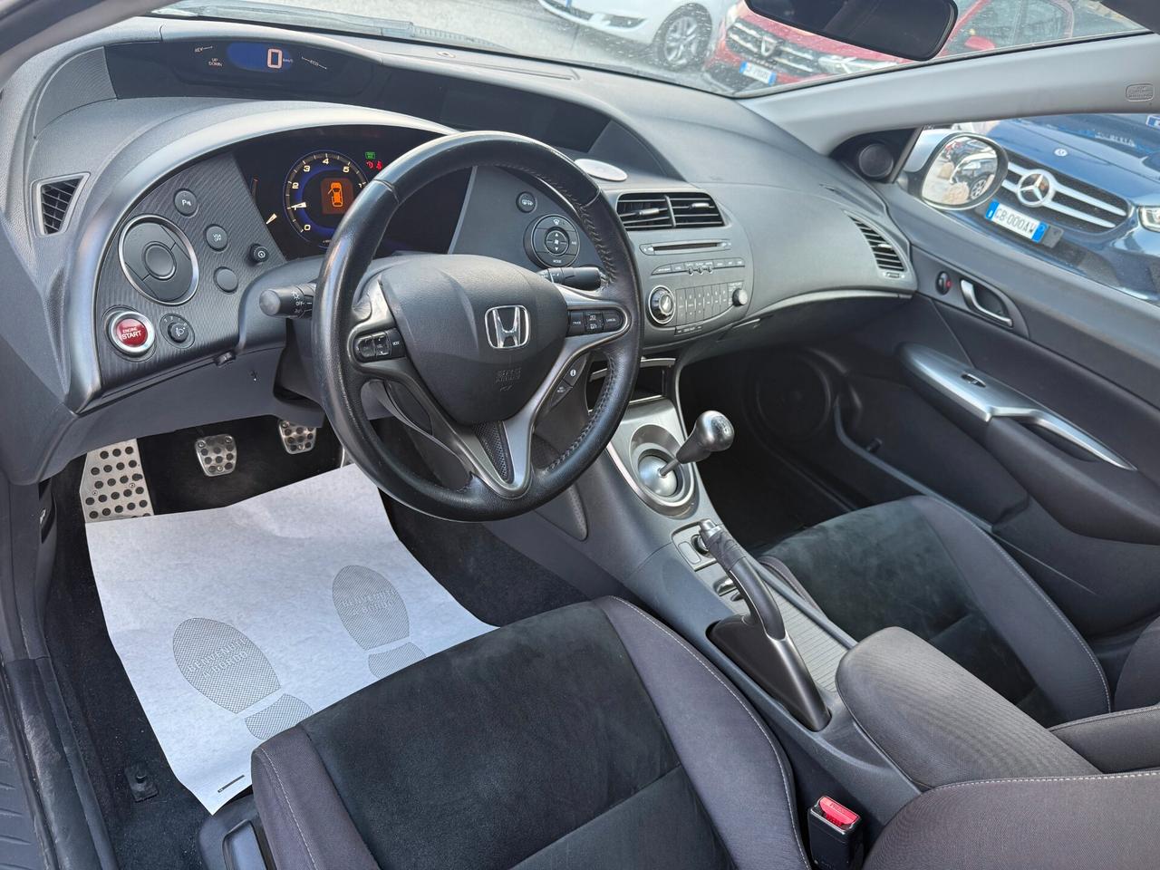 " UNA BOMBA " Honda Civic 1.4 i-VTEC 5p. Elegance