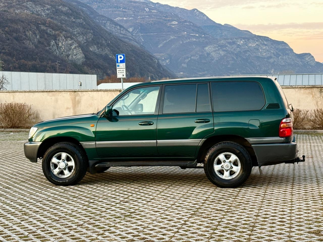 Toyota Land Cruiser 4.2 TD HDJ 100 ,,MANUALE”