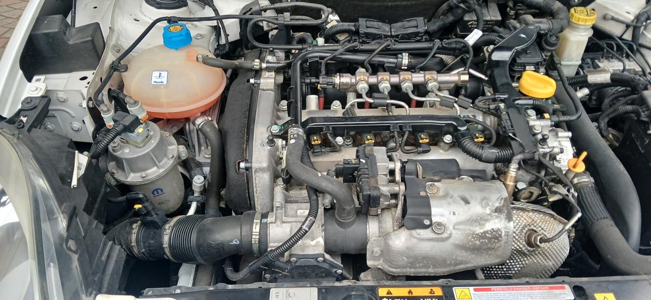 Alfa Romeo Giulietta 1.6 JTDm 120 CV neopatentati