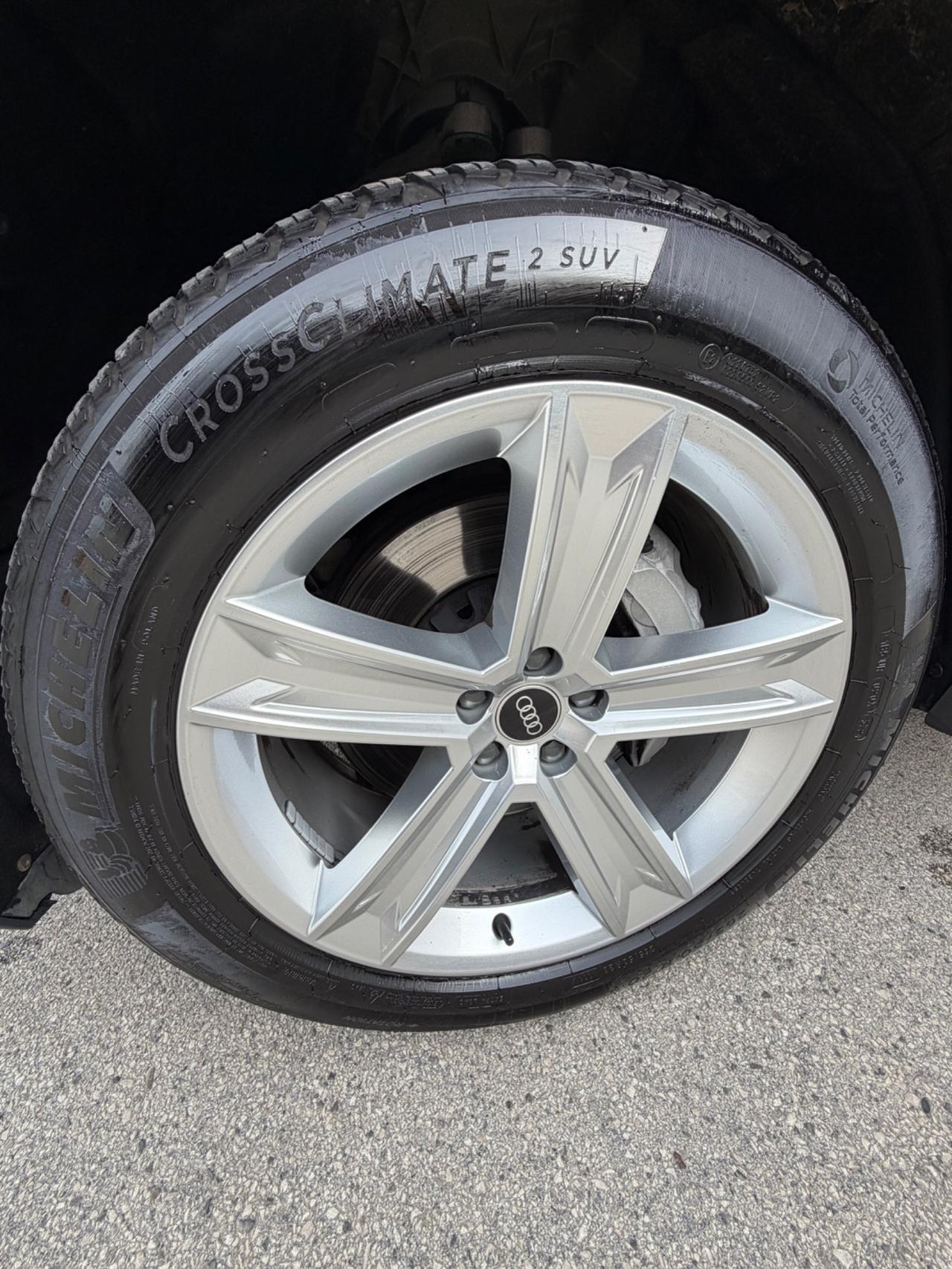 Audi Q8 45 TDI quattro tiptronic Sport