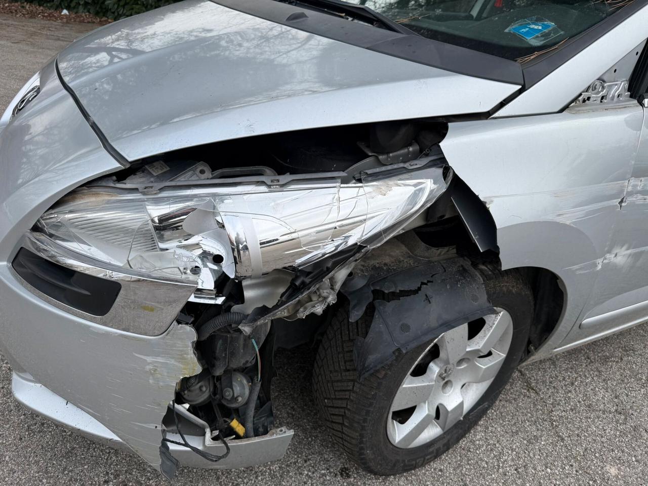 Peugeot 5008 1.6 HDi 112CV Féline