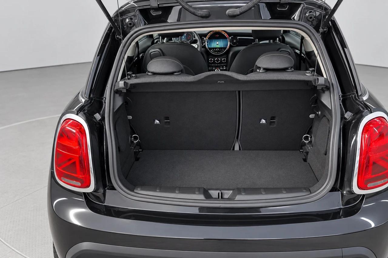 Mini Cooper 3p 1.5 Cooper Essential Premium Mid Package