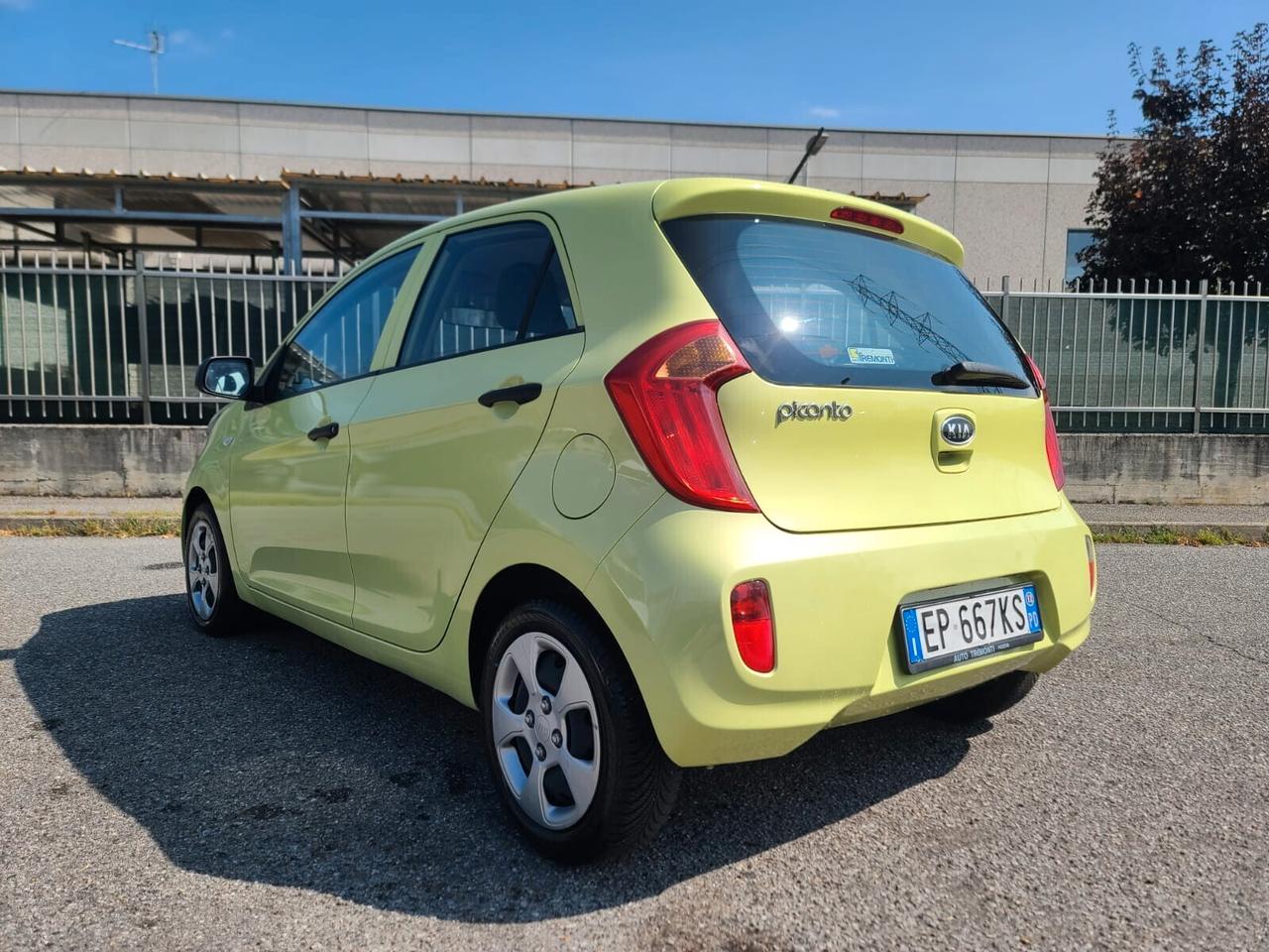 Kia Picanto 1.0 BENZ SOLO 28.000 KM