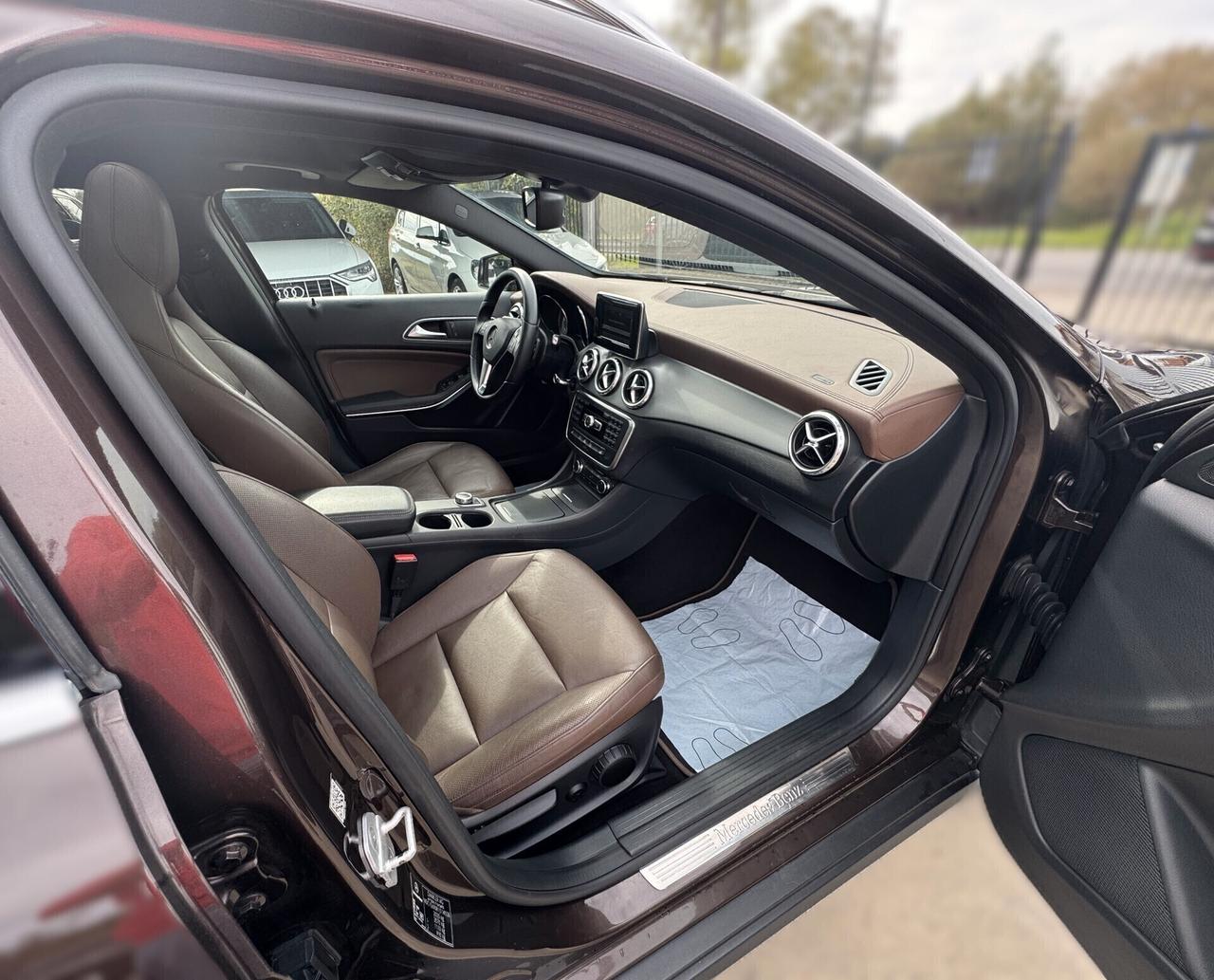 Mercedes-benz GLA 200 CDI Automatic Premium