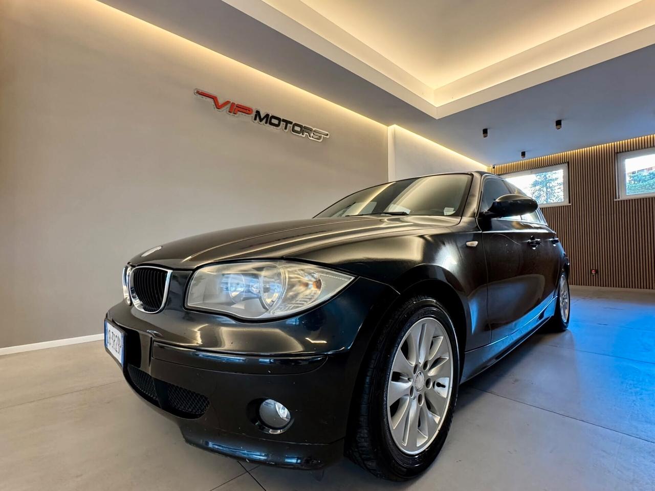 BMW SERIE1 118D 5PORTE FUTURA 122CV CERCHI IN LEGA