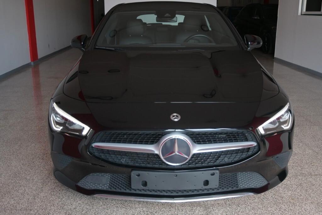 MERCEDES-BENZ CLA SHOOTING BRAKE 180D 115CV AUTOMATIC BUSINESS SOLUTION ( FARI LED - PELLE - AMBIENT LIGHTS - CRUISE - NAVI PREMIUM - PARK ASSIST - CERCHI 18 )