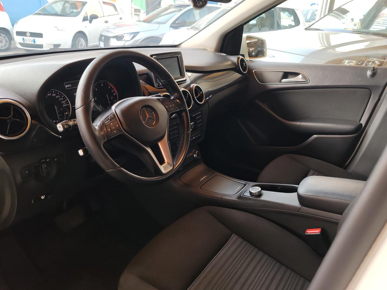 Mercedes-benz B 180 CDI Automatic Executive