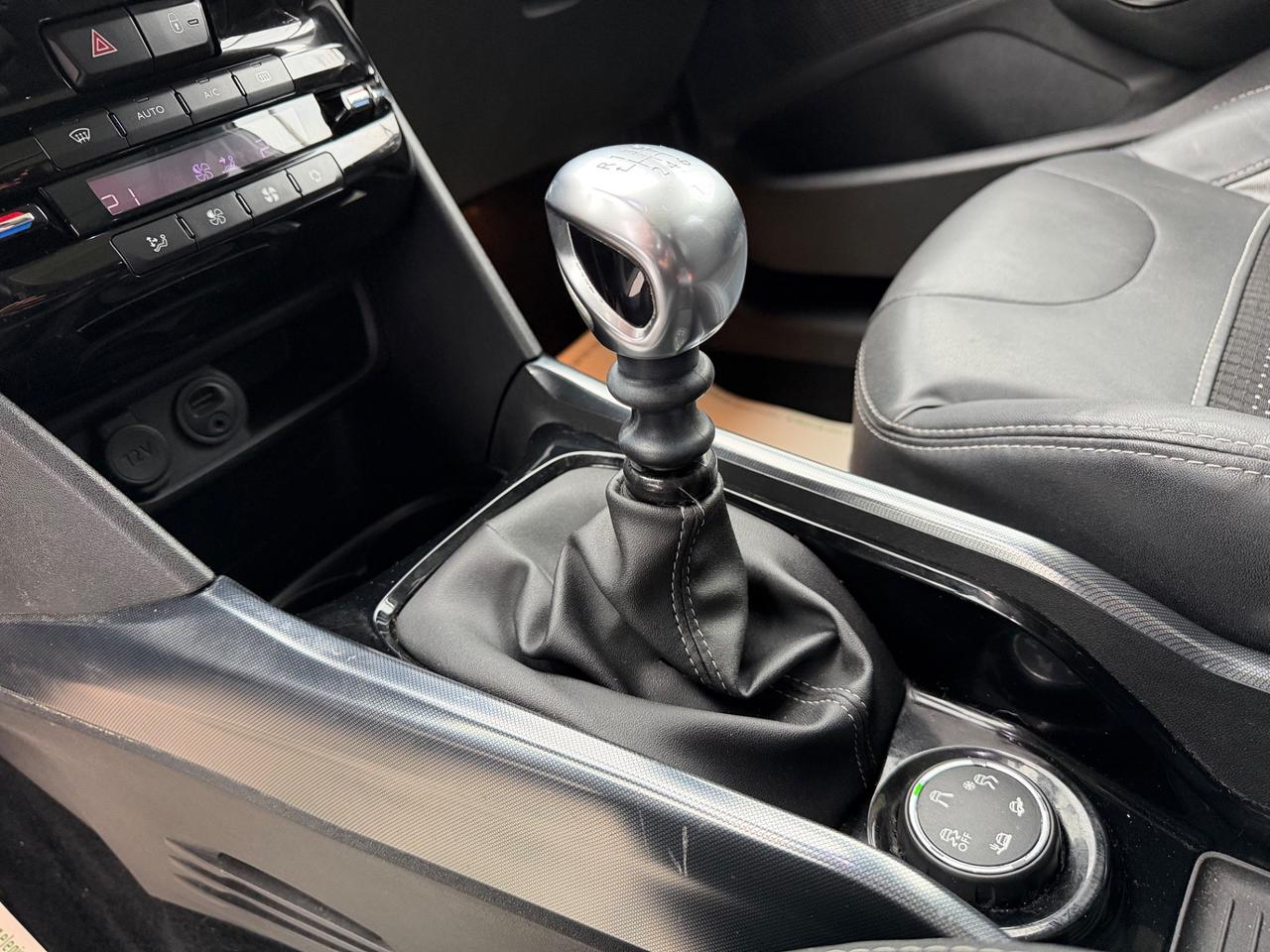 Peugeot 2008 1.6 e-HDi 115 CV Stop&Start Allure