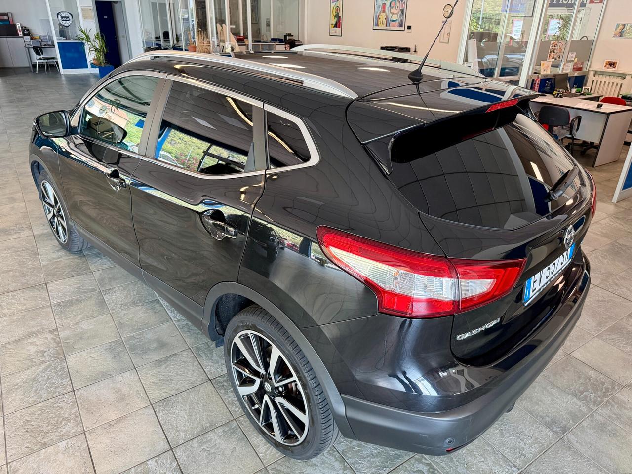 Nissan Qashqai 1.5 dCi 110 CV Tekna-NEOPATENTATI-