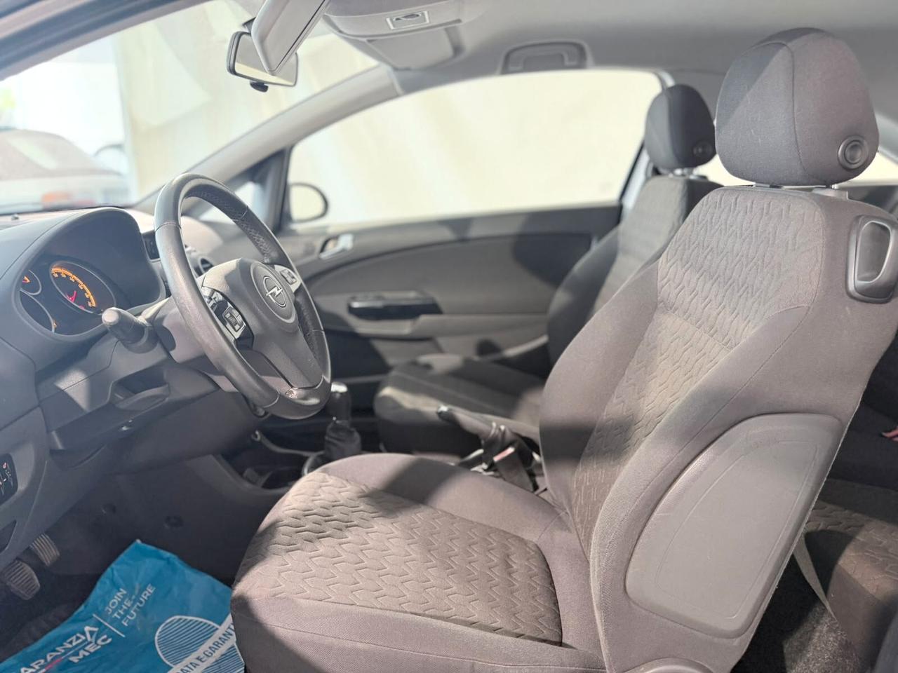 OPEL CORSA 1.2 85CV GPL CASA MADRE