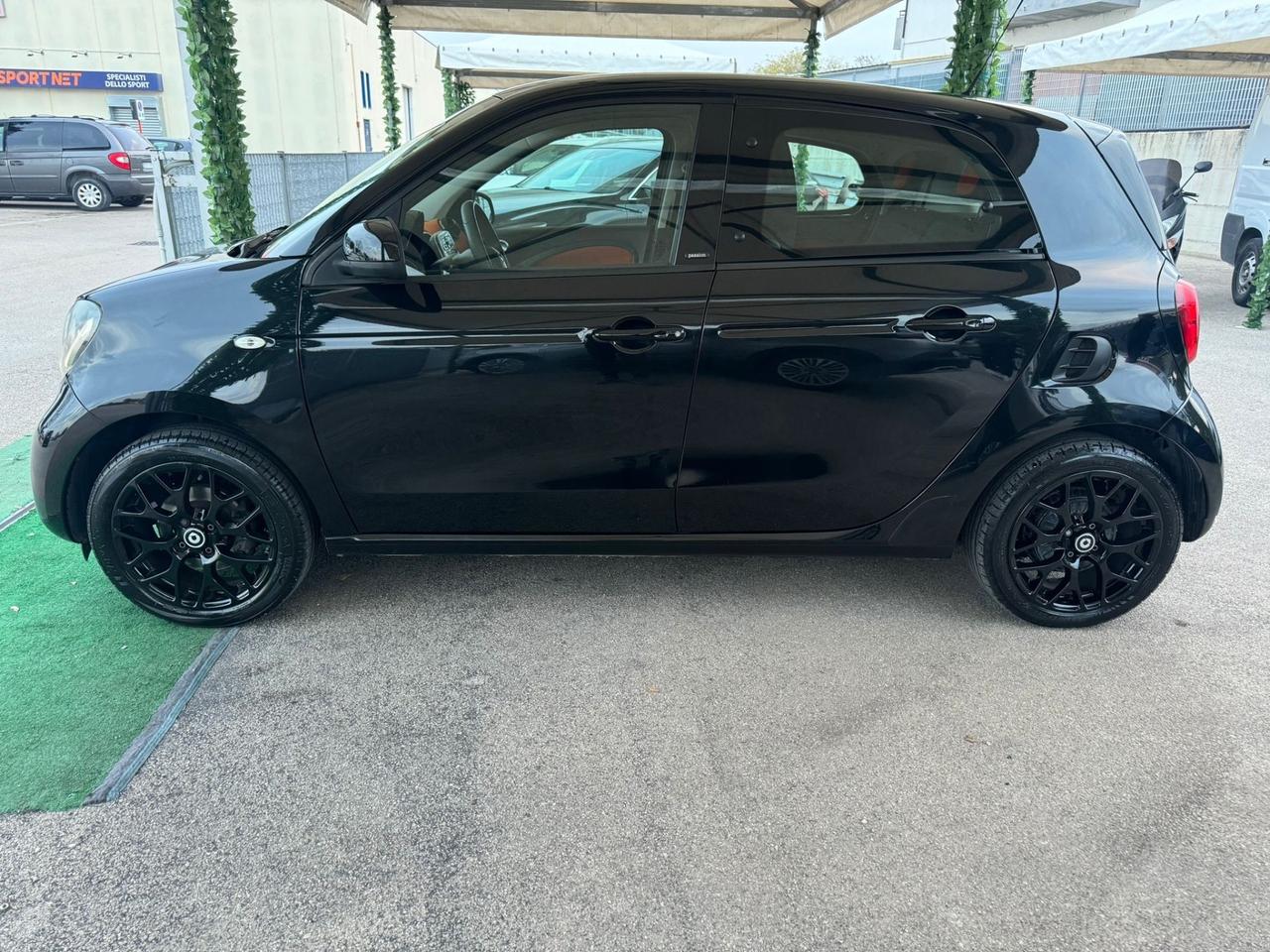Smart ForFour 1.0 70CV TOTAL BLACK NUOVA GARANZIA