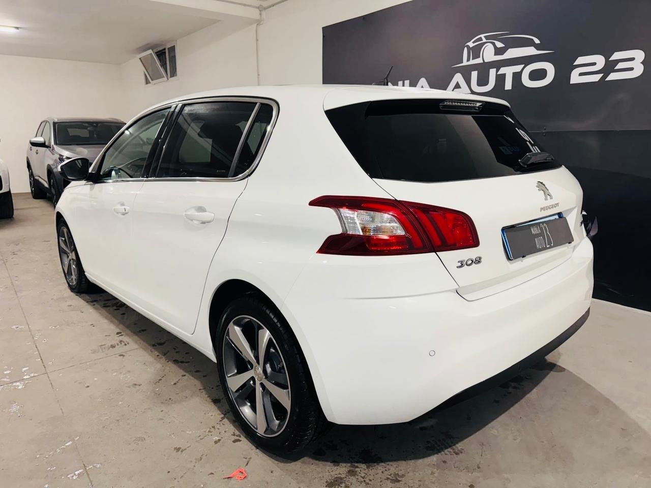 Peugeot 308*1.6 HDI*120CV*AUTOMATICA*TETTO*15 MILA KM*