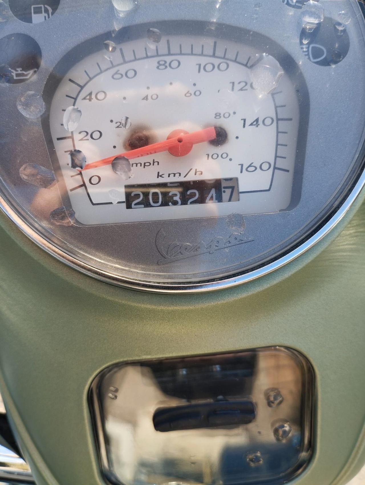 Piaggio Vespa Sei Giorni hpe SeiGiorni Special Edition