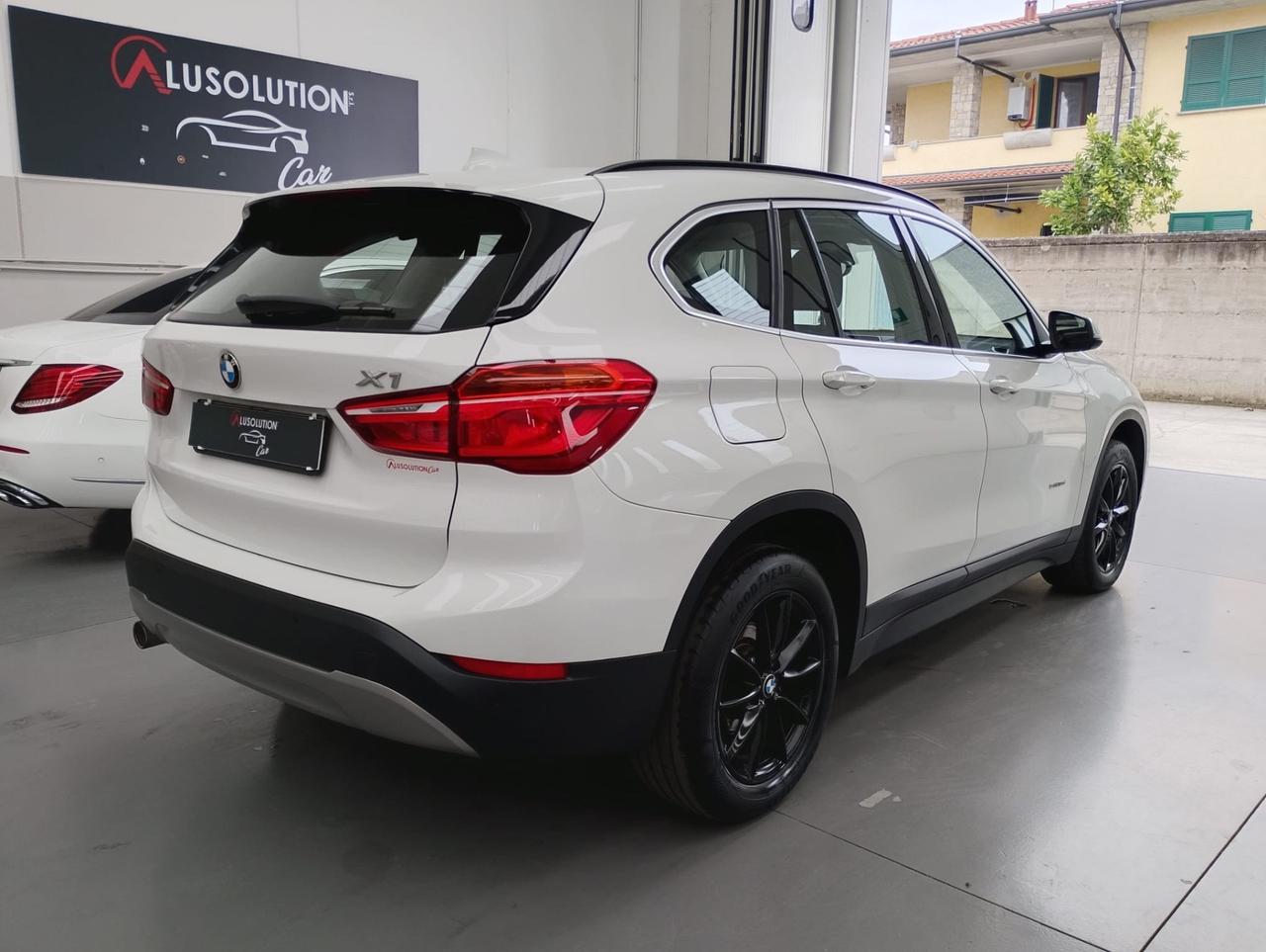 Bmw X1 sDrive18d xLine