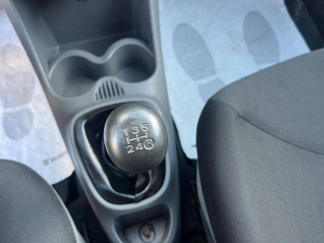 TOYOTA Aygo 1.0 VVT-i 5p. Sol Connect PER NEOPATENTATI