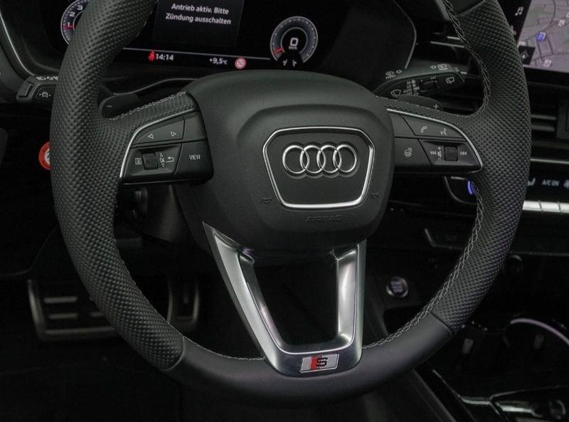 Audi A4 A4 Avant 40 TDI quattro S tronic S line edition