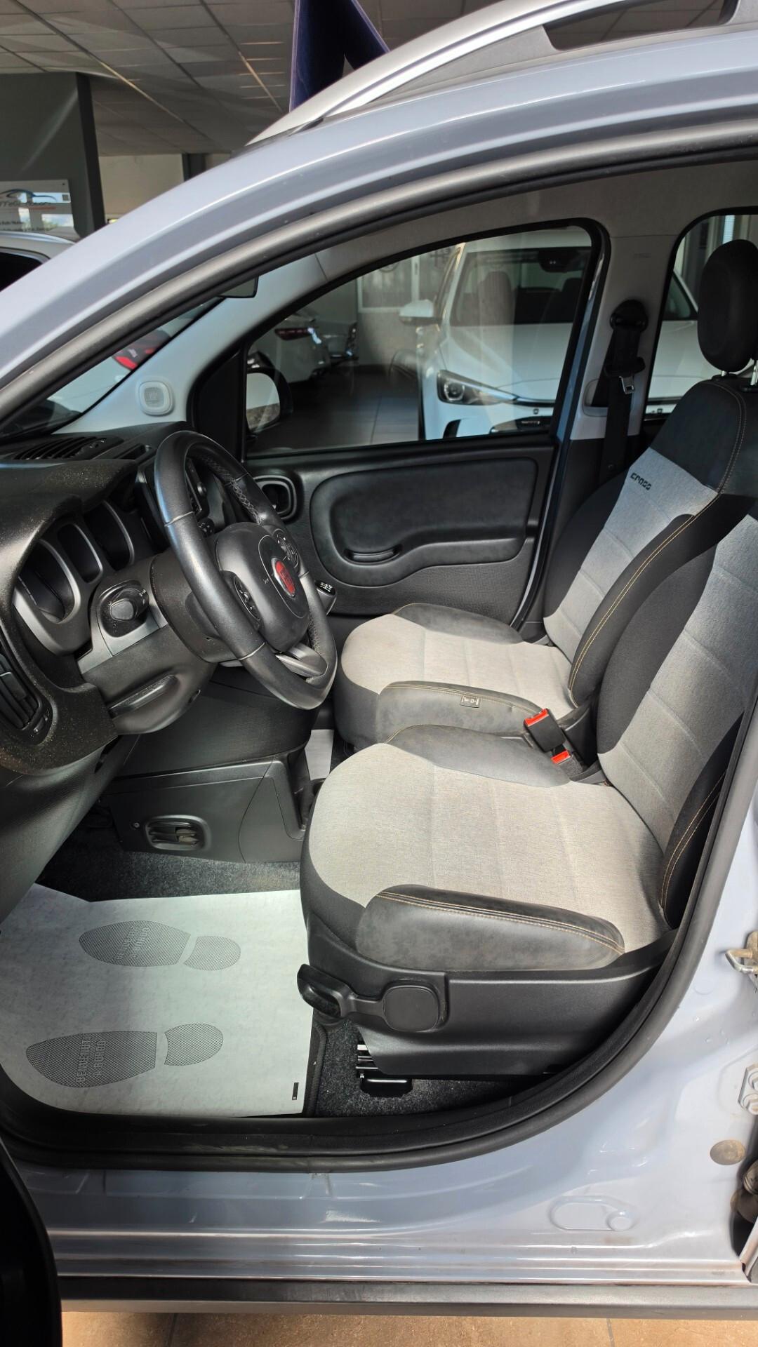 Fiat Panda 1.0 FireFly S&S Hybrid City Cross
