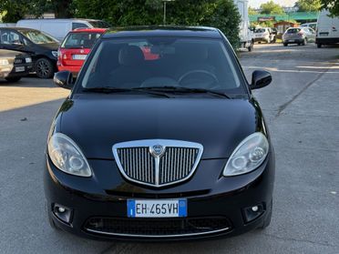 Lancia Ypsilon 1.3 MJT 75 CV Platinum
