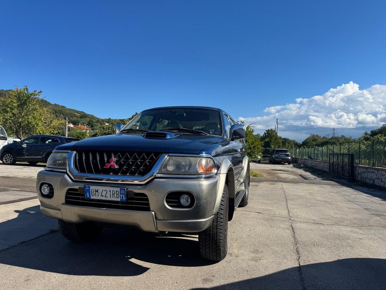 MITSUBISHI Pajero Sport 2.5 TDI GLS