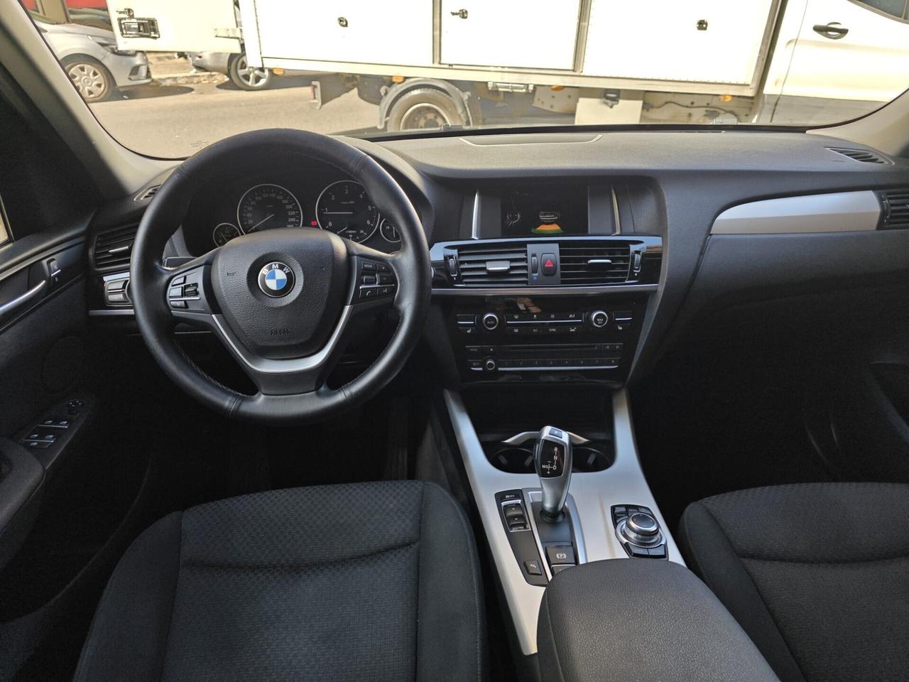 BMW X3 SDRIVE18D 2.0 - 150CV - GANCIO TRAINO