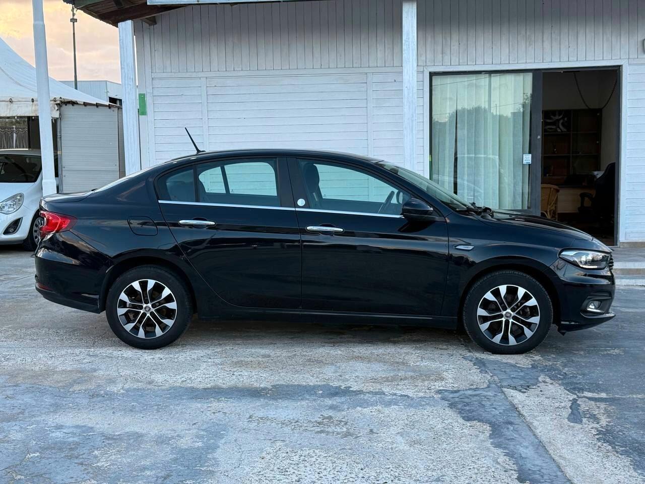 Fiat Tipo 1.6 Mjt 4 porte Mirror