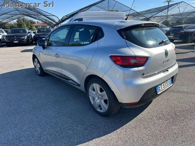 RENAULT Clio Clio 5p 1.2 Costume National 75cv tg. EY513YZ