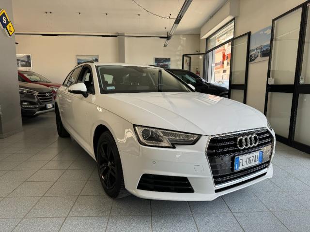 AUDI - A4 - 2.0 TDI 122CV Sport