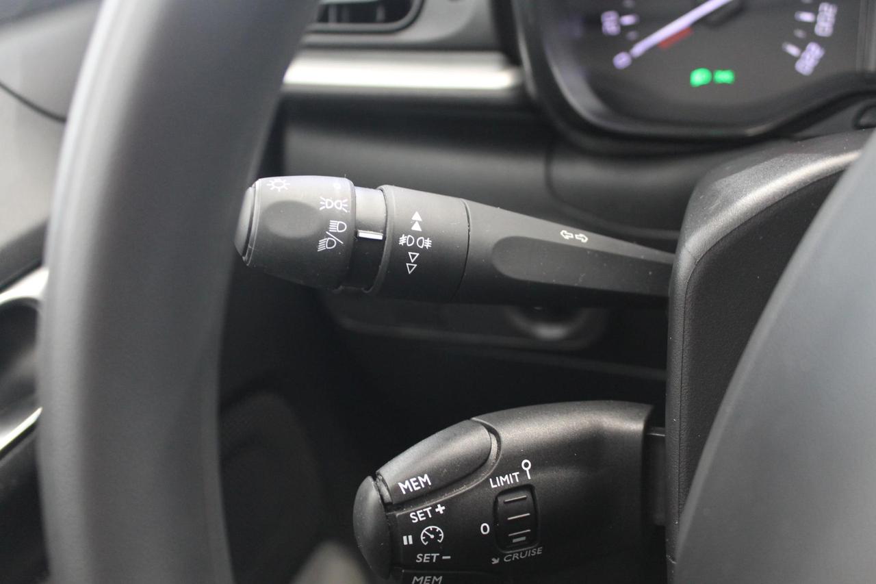 Citroen C3 1.2 puretech SHINE PLUS NAVI 83 Cv.