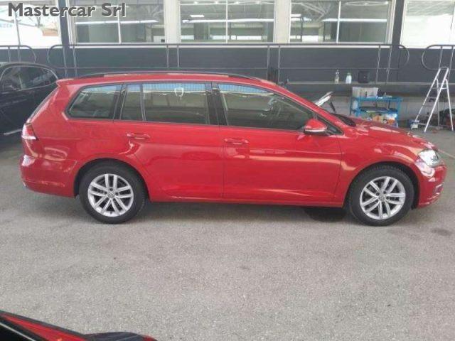 VOLKSWAGEN Golf Variant VII 1.6 tdi Business 115cv - GD090BE