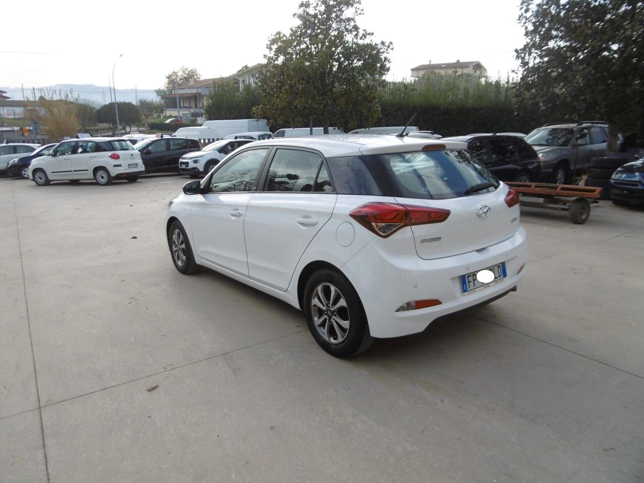 Hyundai i20 1.2 84 CV 5 porte ACTIVE GO!