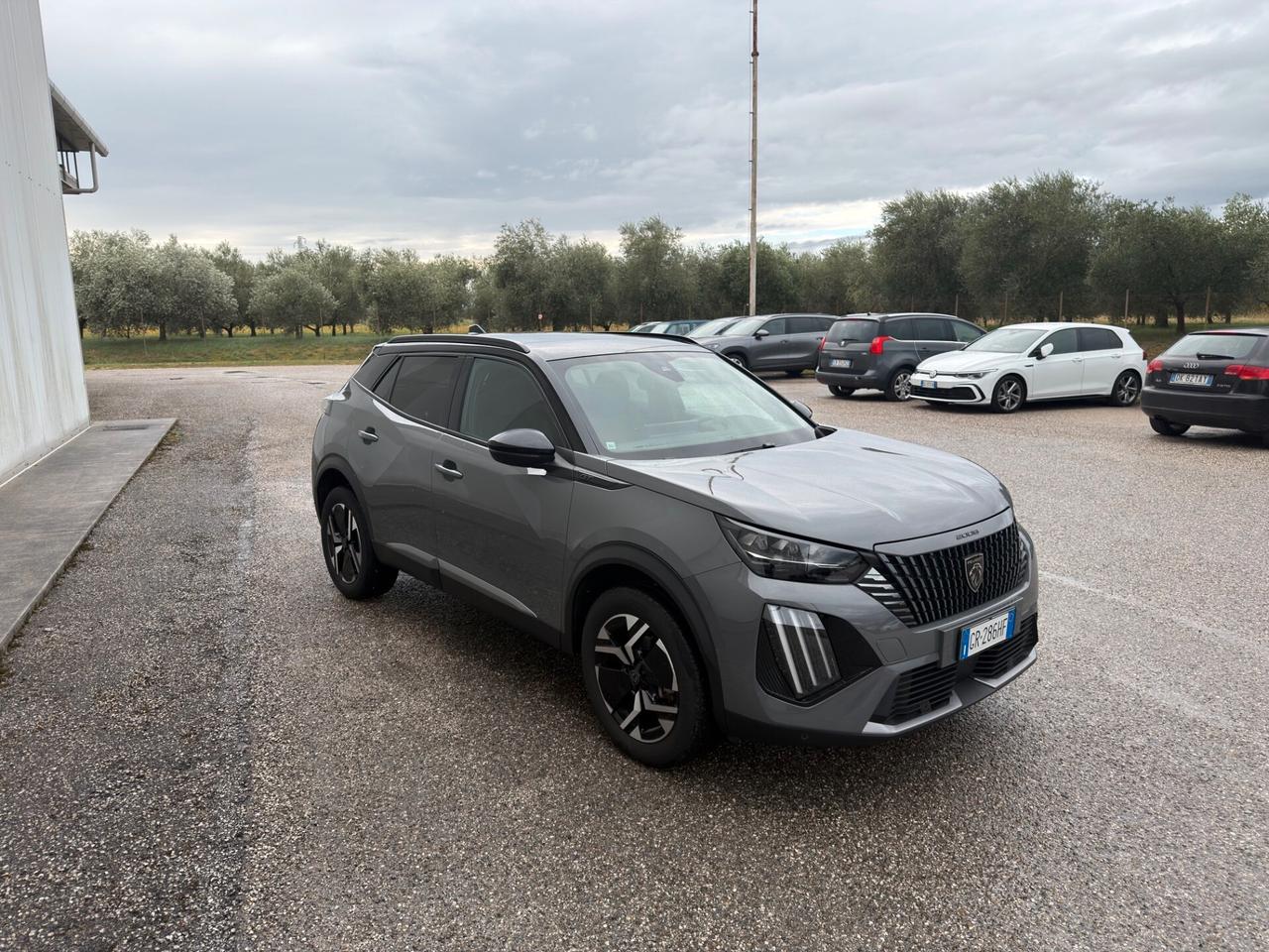 Peugeot 2008 PureTech 130 S&S EAT8 GT