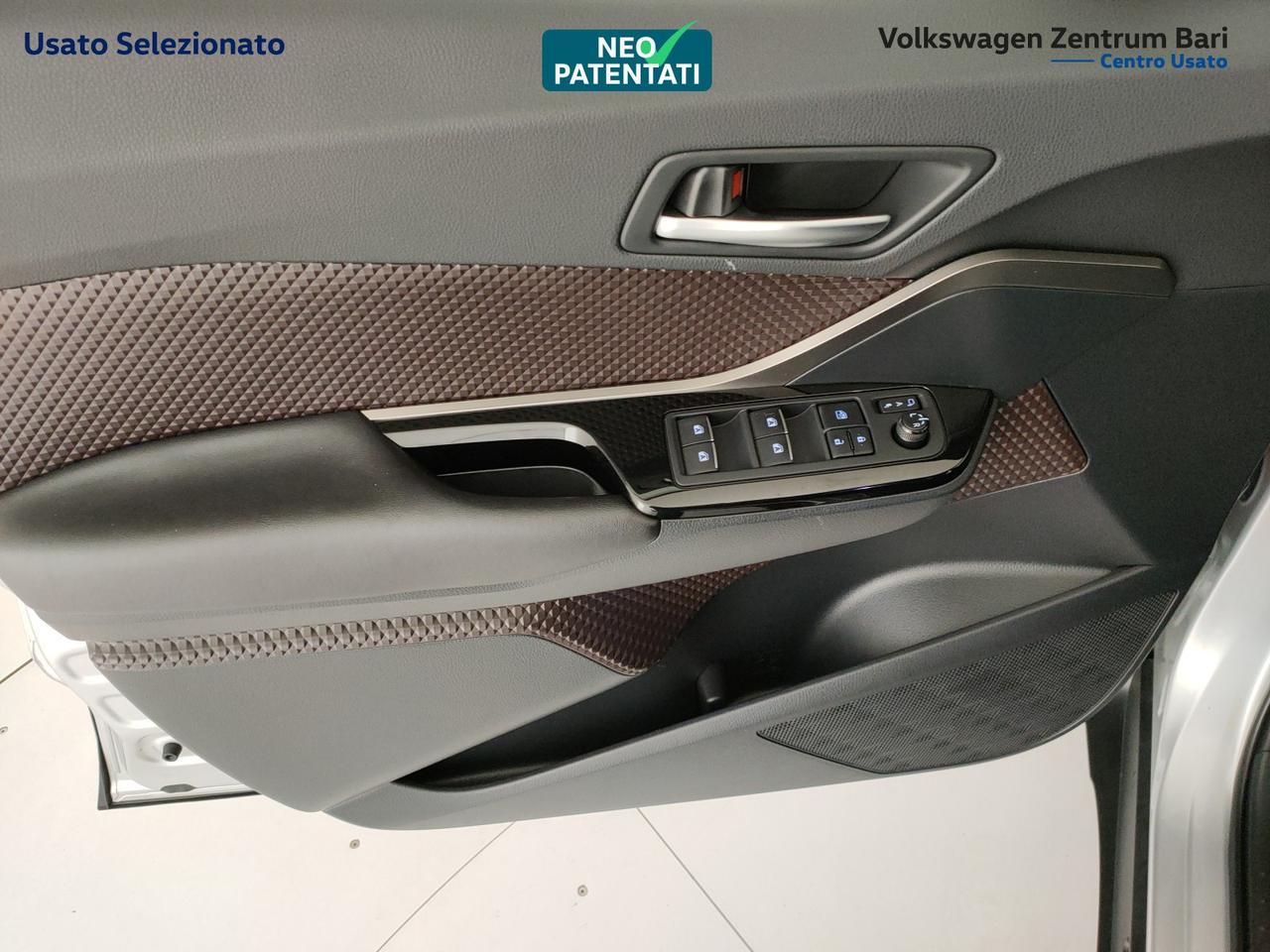 Toyota C-HR 1.8h lounge 2wd e-cvt