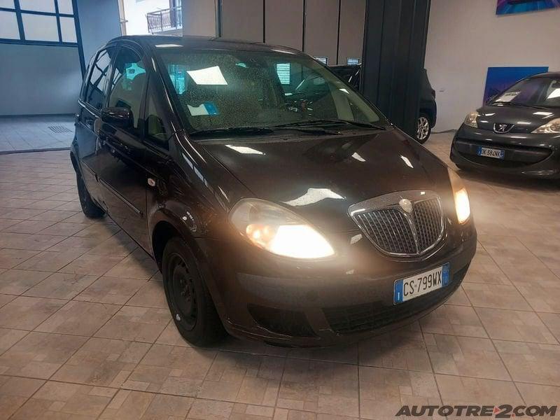 Lancia Musa 1.4 16V Platino