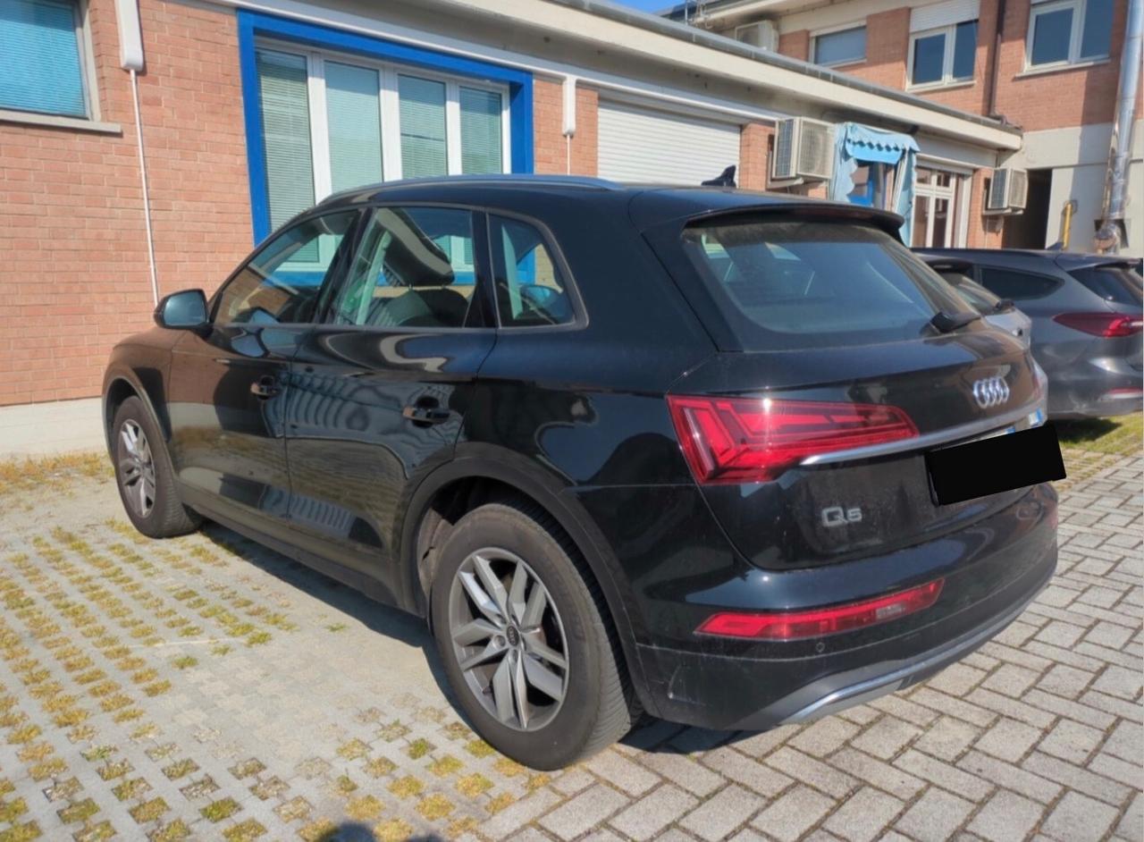 Audi Q5 35 TDI S tronic Business Advanced