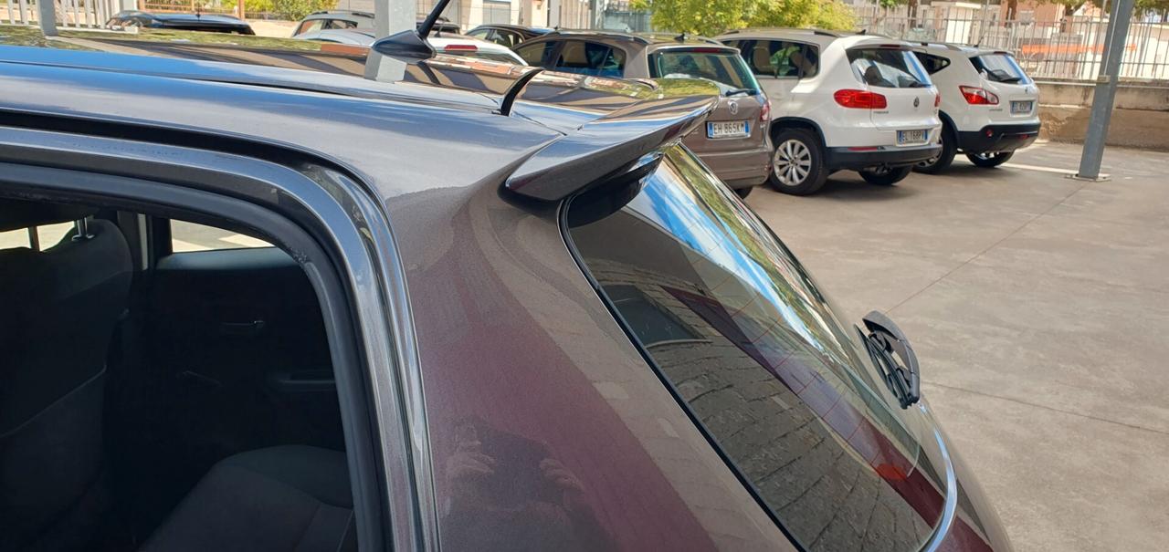 Toyota Yaris 1.4 D-4D 5 porte Lounge