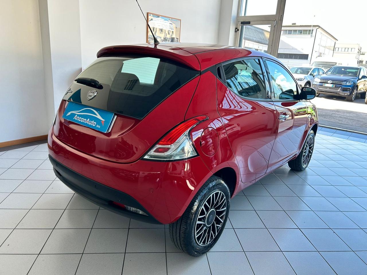 Lancia Y 0.9 METANO X NEOPATENTATI 2015