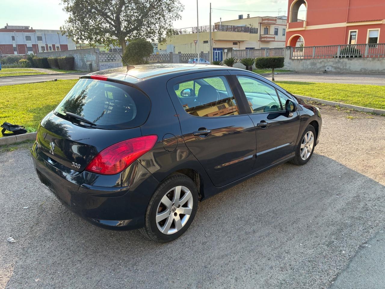 Peugeot 308 1.6 HDi 90CV 3p. Tecno