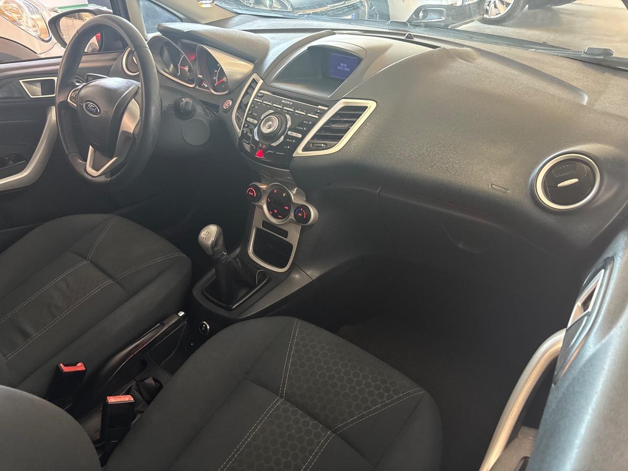 Ford Fiesta 1.4 5 porte Bz.- GPL Titanium