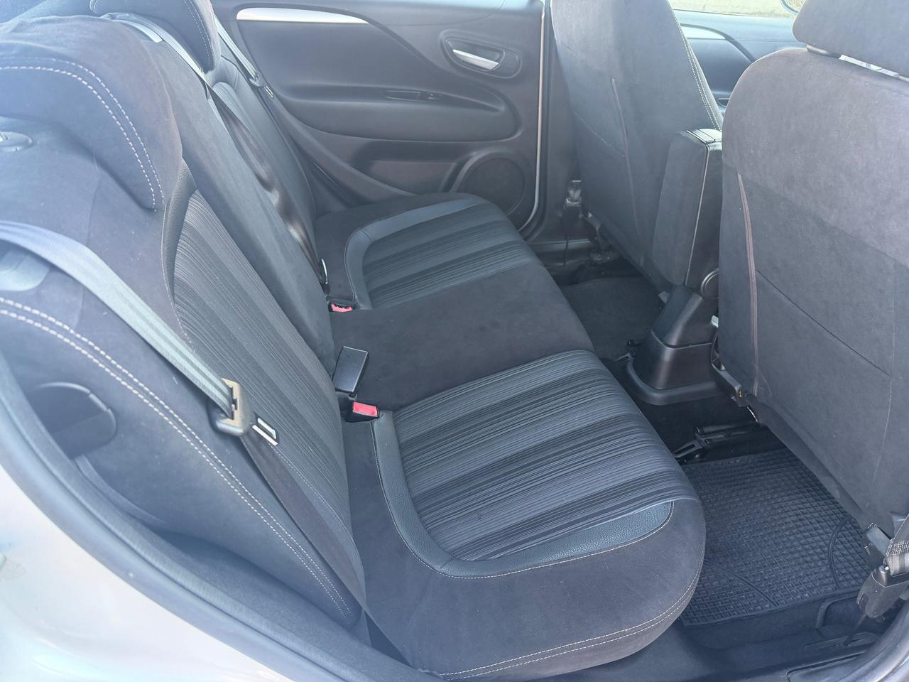 Fiat Punto Evo 1.4 5 porte Dynamic GPL