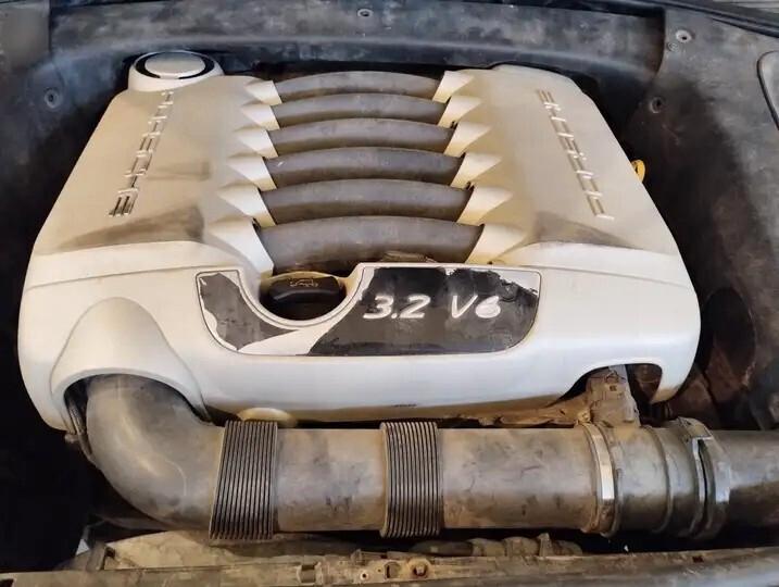 Porsche Cayenne 3.2 V6 cat