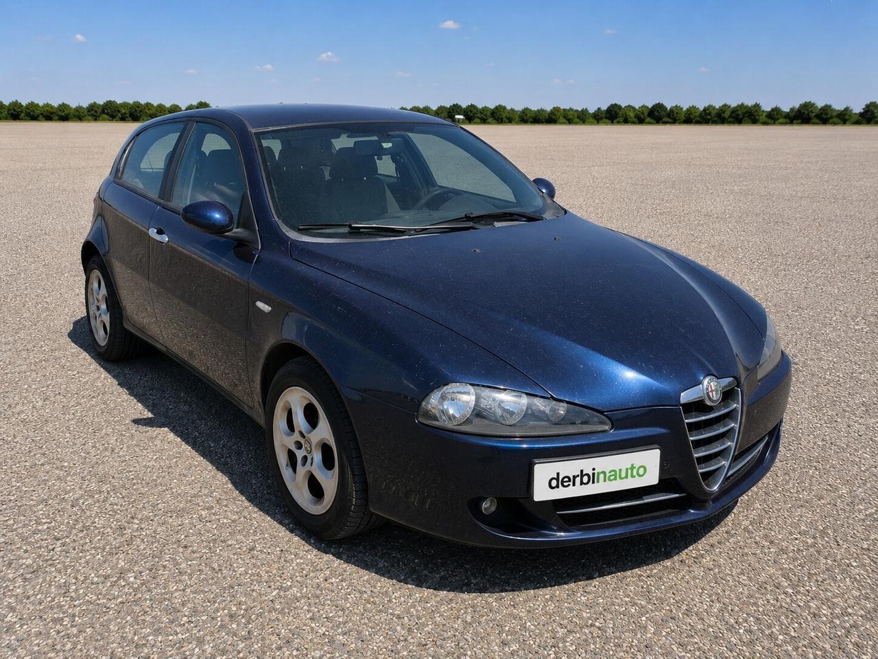 Alfa Romeo 147 1.9 JTD (120) 3 porte Distinctive