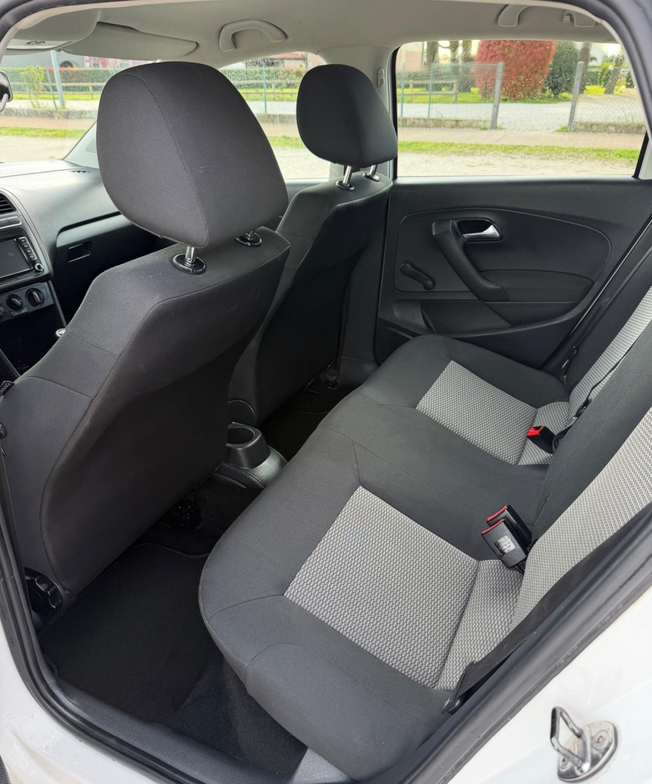 VOLKSWAGEN POLO 1.2 BENZINA 5 PORTE NEOPATENTATi