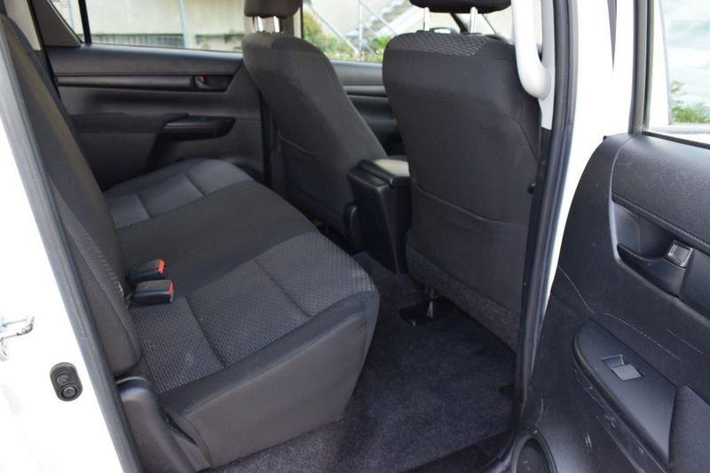 Toyota Hilux 2.4 D-4D 4WD 4 porte Double Cab N1 AUTOCARRO IVA ESPOSTA