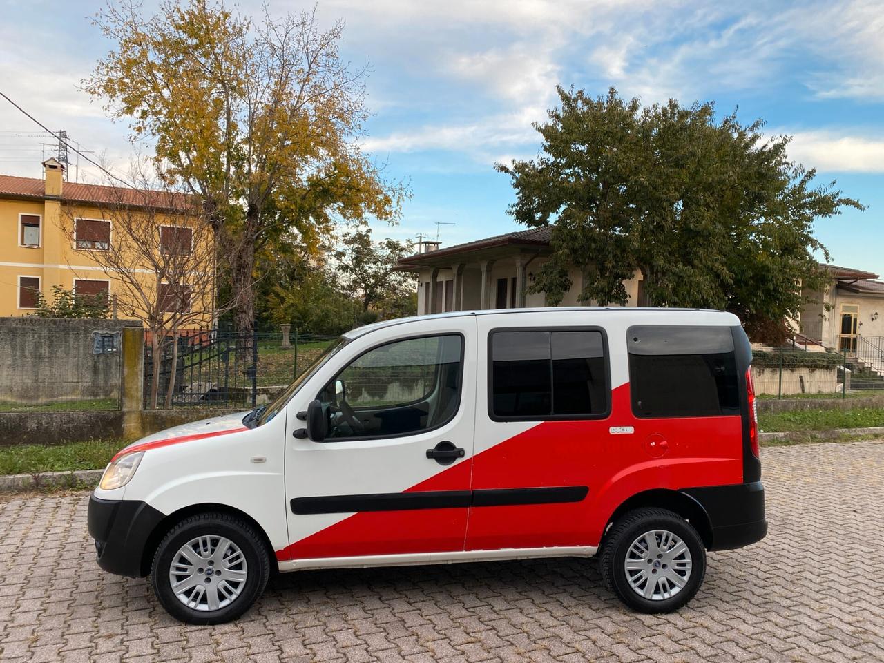 Fiat Doblò 1.3 Mjt Autocarro 5Posti CLIMA